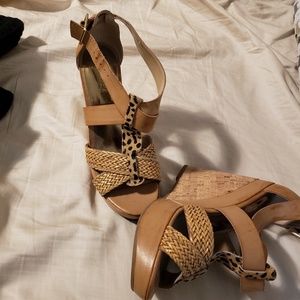 Wedge shoes